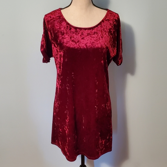 open lace back dress Velvet by Graham & Spencer | Sia T-Shirt Dress | S main image 1
